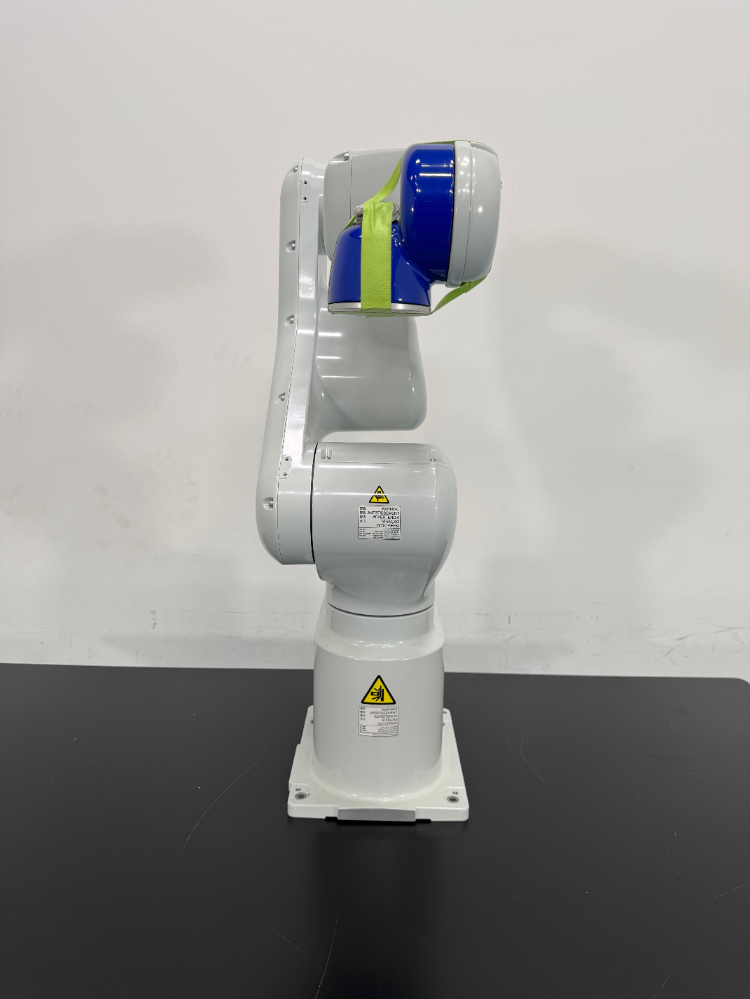 Image of Epson Industrial Robot Arm